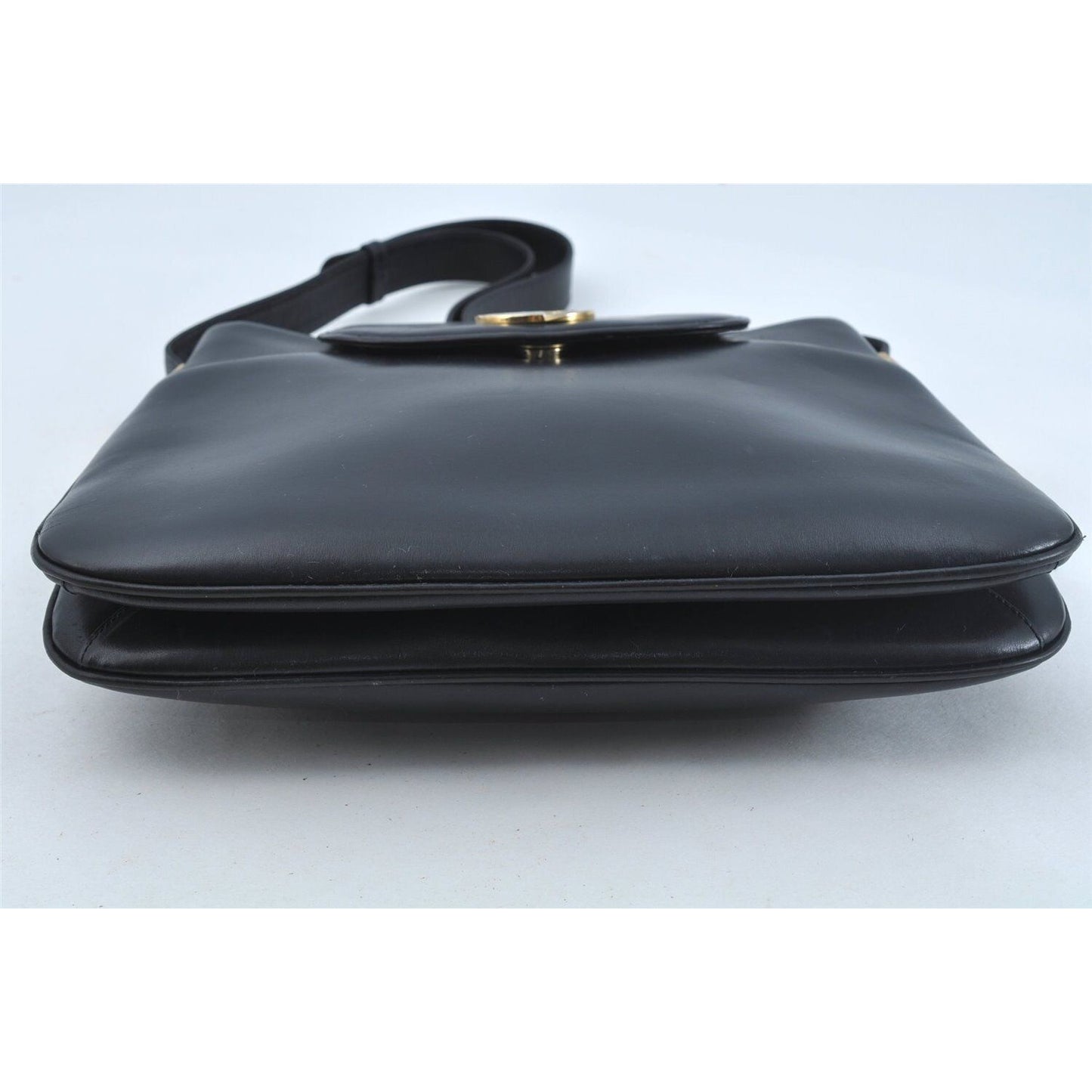 Gucci 1973 navy leather roomy handbag with a gold GG snap