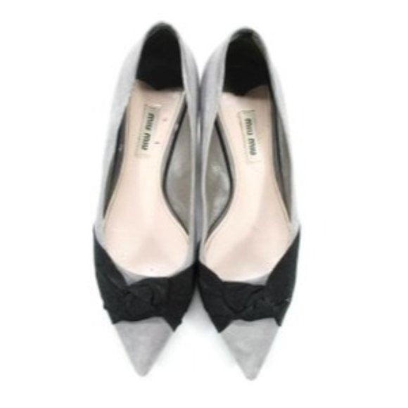 Miu Miu, RETRO, Size 8, Grey Suede, Kitten Heels w Black Fabric Knot
