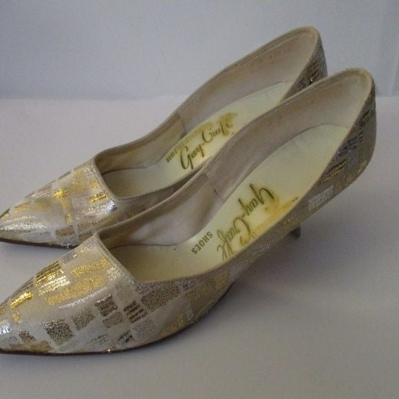 Hofheimer 1960's Metallic Glam Girl Kitten Heels