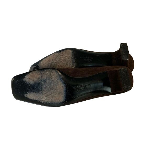 Ferragamo Brown Suede Pumps w Brocade Design