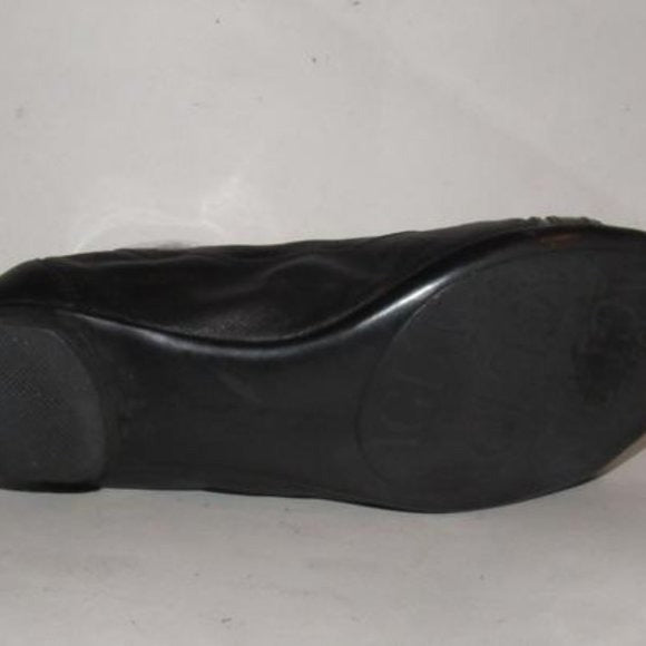 Attilio Giusti Leombruni (AGL) , size 7, Prema Black Flats