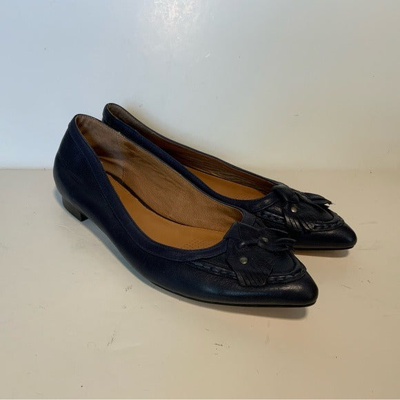 Córso Como Navy Blue Pointed Toe Flats