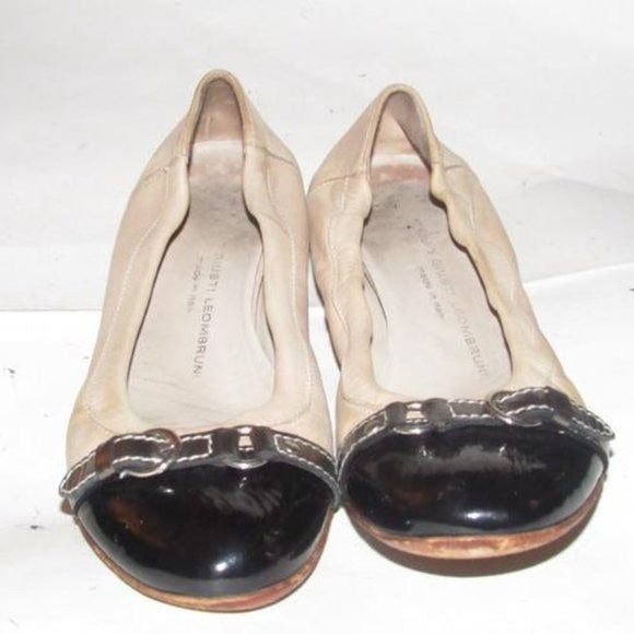 Attilio Giusti Leombruni Metallic Ivory Leather Flats