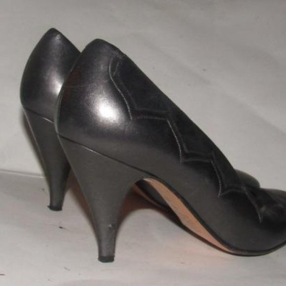 Bally Pewter Leather Black Suede Kitten Heels with Almond Toes