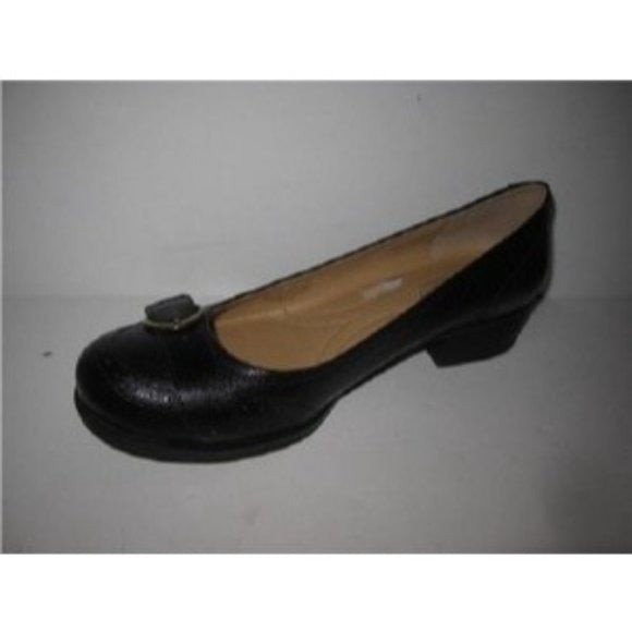 Naturalizer PREMA, Size 7, Black Leather & Brass Flats