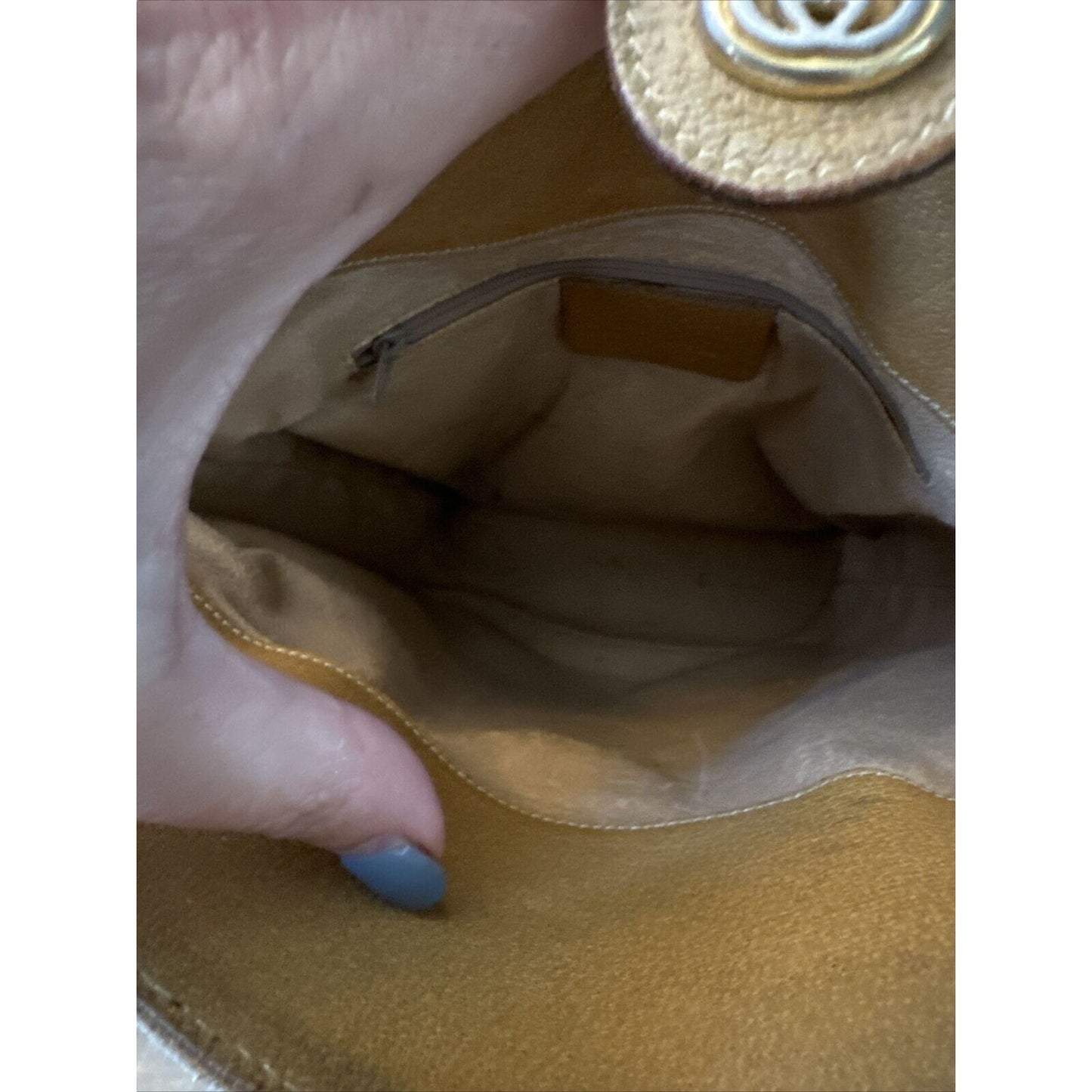 Gucci Accessory Collection micro Guccissima print bucket bag