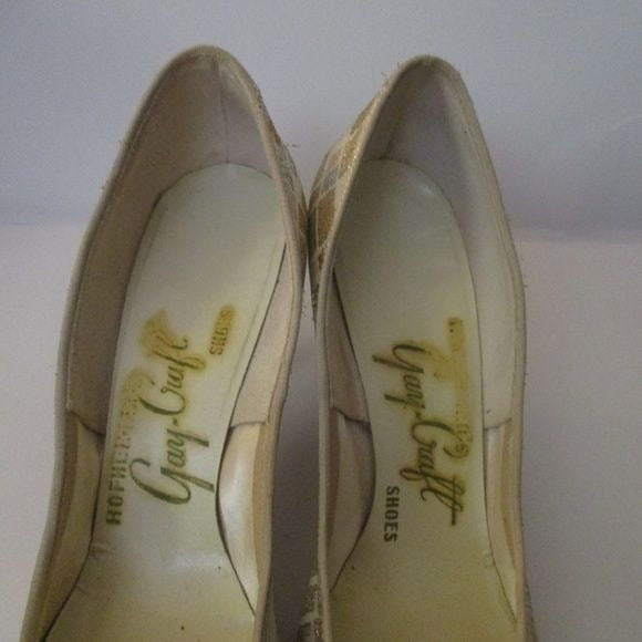 Hofheimer 1960's Metallic Glam Girl Kitten Heels