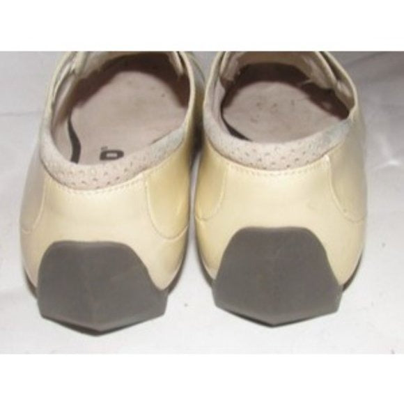 Tsubo Light Beige Pale Yellow Patent Loafer