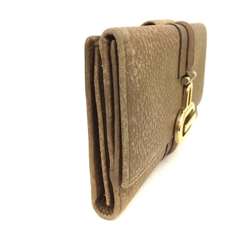 RARE, Gucci, Tom Ford era, textured camel leather XL continental bi-fold wallet with a gold Gucci logo clasp & lots of cards slots