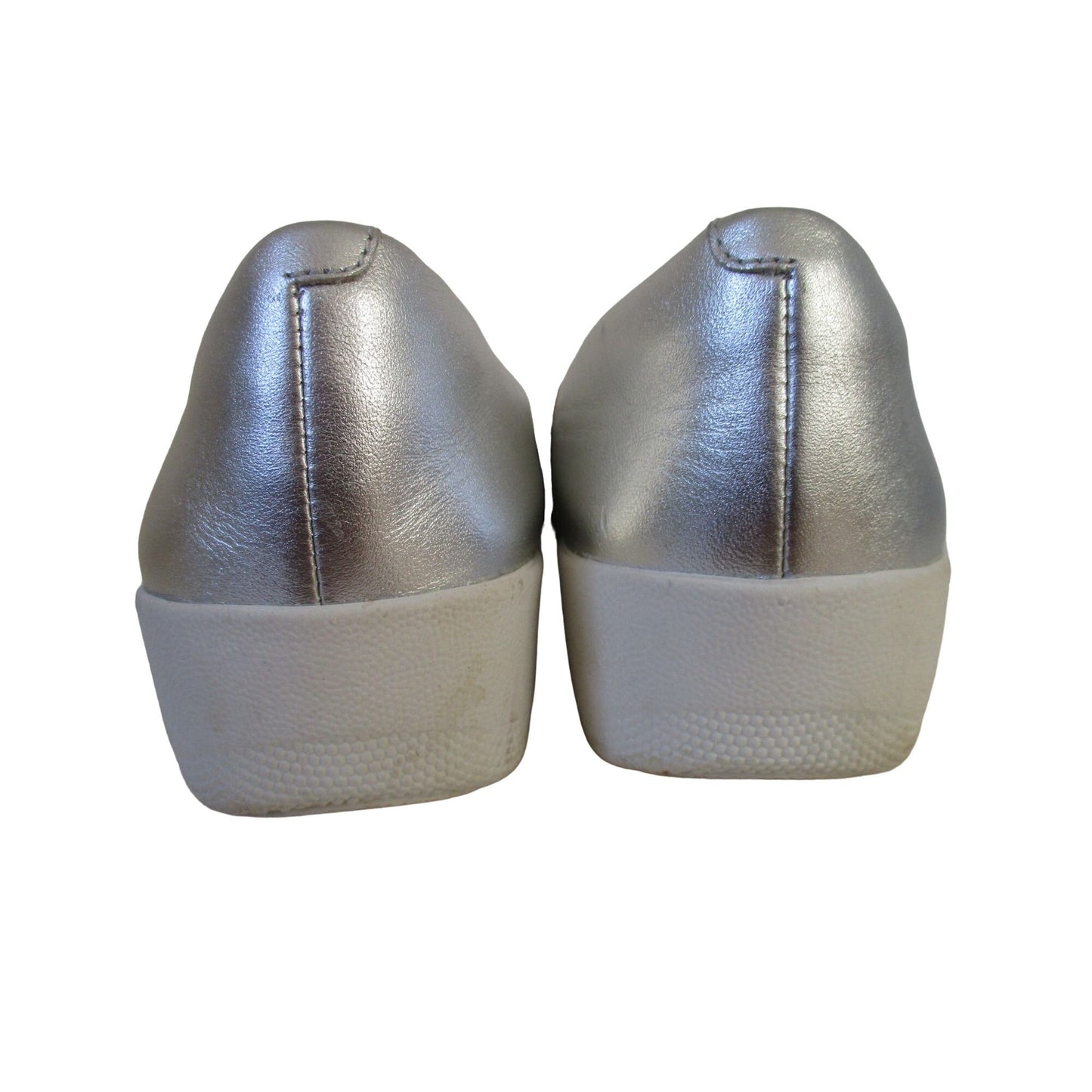 FitFlop silver leather, size 7, flats with white rubber soles