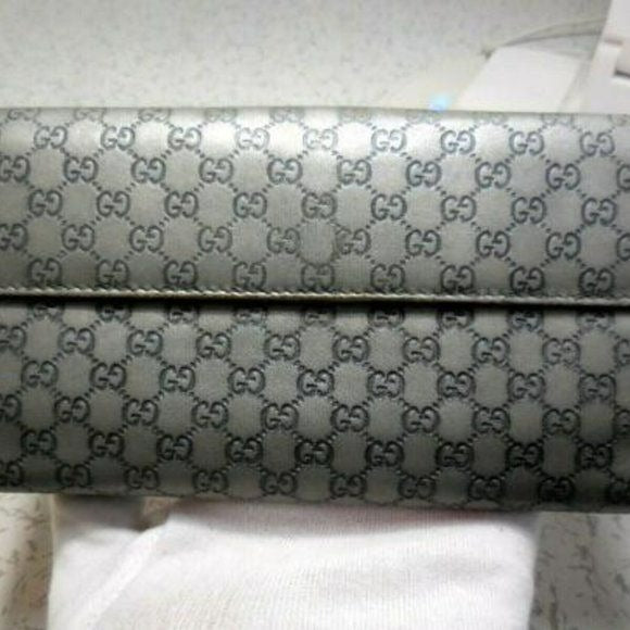 Gucci Microguccissima Silver Leather XL Continenta