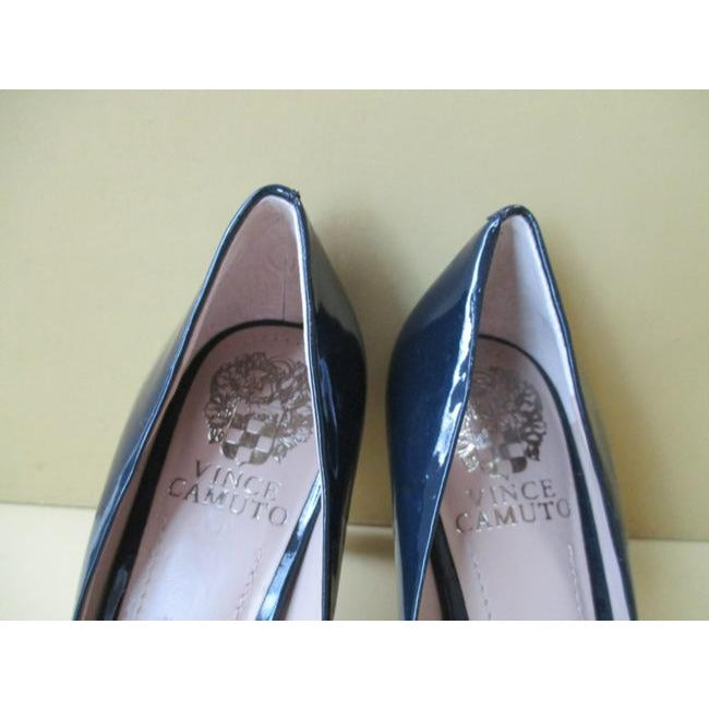 Vince Camuto Black Patent Leather Almond Toe Pumps Size Us