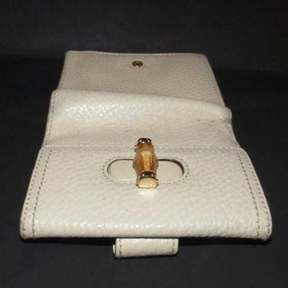 Vintage Gucci Ivory Pebbled Bi-fold Bamboo Accent