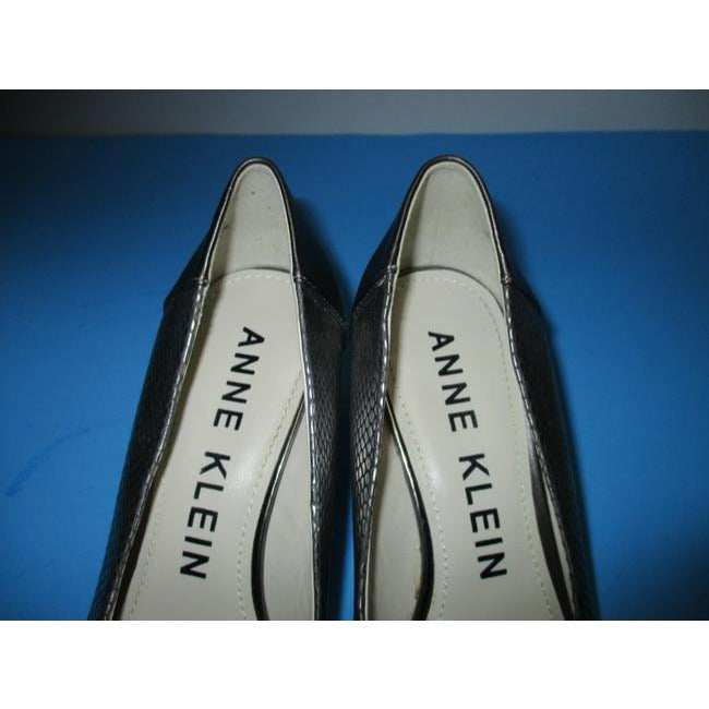 Anne Klein Gray Silver Pewter Lizard Print Glossy Pointed Toe Pumps Size Us