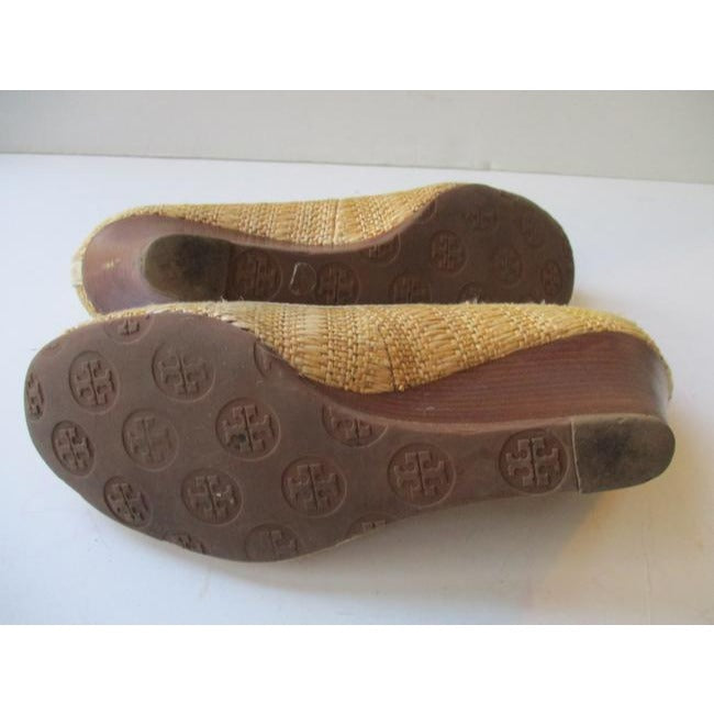 Tory Burch Tan Rattan Woven Round Toe Slip On Pumps Size Us