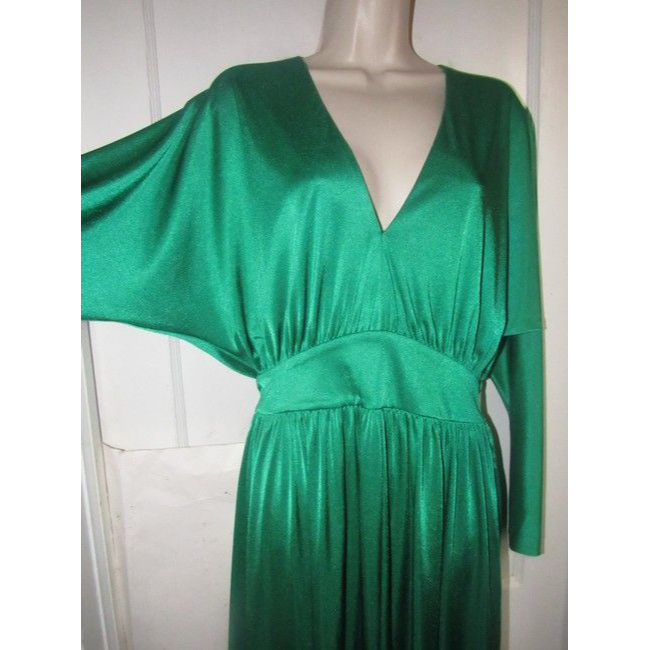 Halston Rich Emerald Green Mid Length Night Out Dress