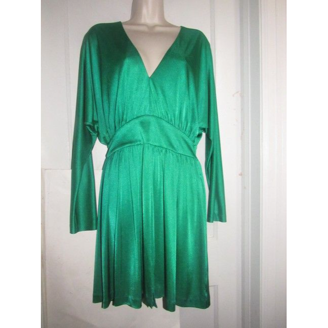 Halston Rich Emerald Green Mid Length Night Out Dress