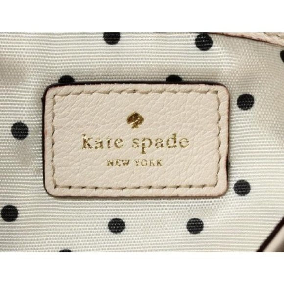Kate Spade, classic, buttery soft white leather, rectangular, shoulder or cross body purse with an envelope snap top closure, leather bow accent, chrome hardware, and a chain and leather strap