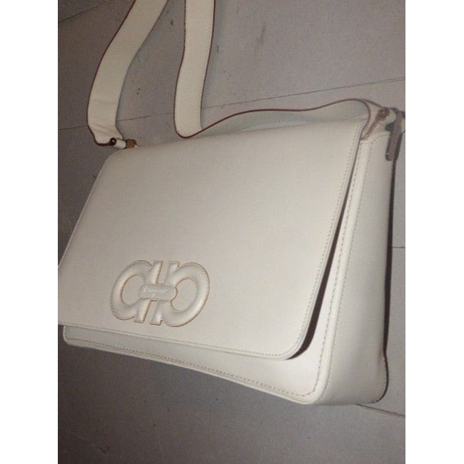 Salvatore Ferragamo Vintage Pursesdesigner Purses Ivory Leather Shoulder Bag