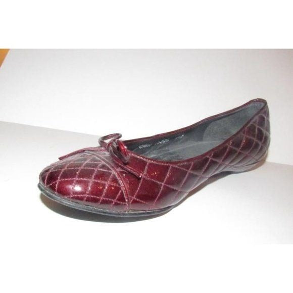 Stuart Weitzman Burgundy Quilted Leather Flats