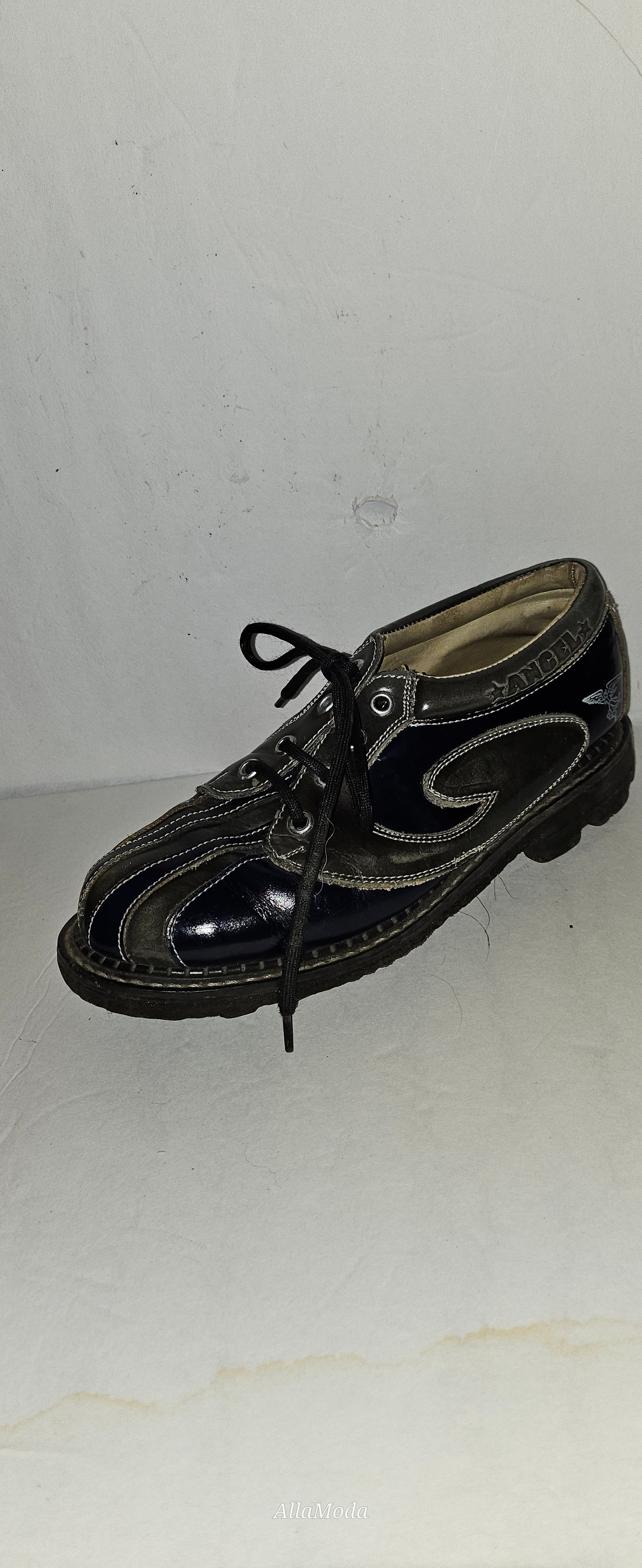 Vintage 90s John Fluevog Sie 7W/9M Angel Gibson Swirl Leather Derby Shoes