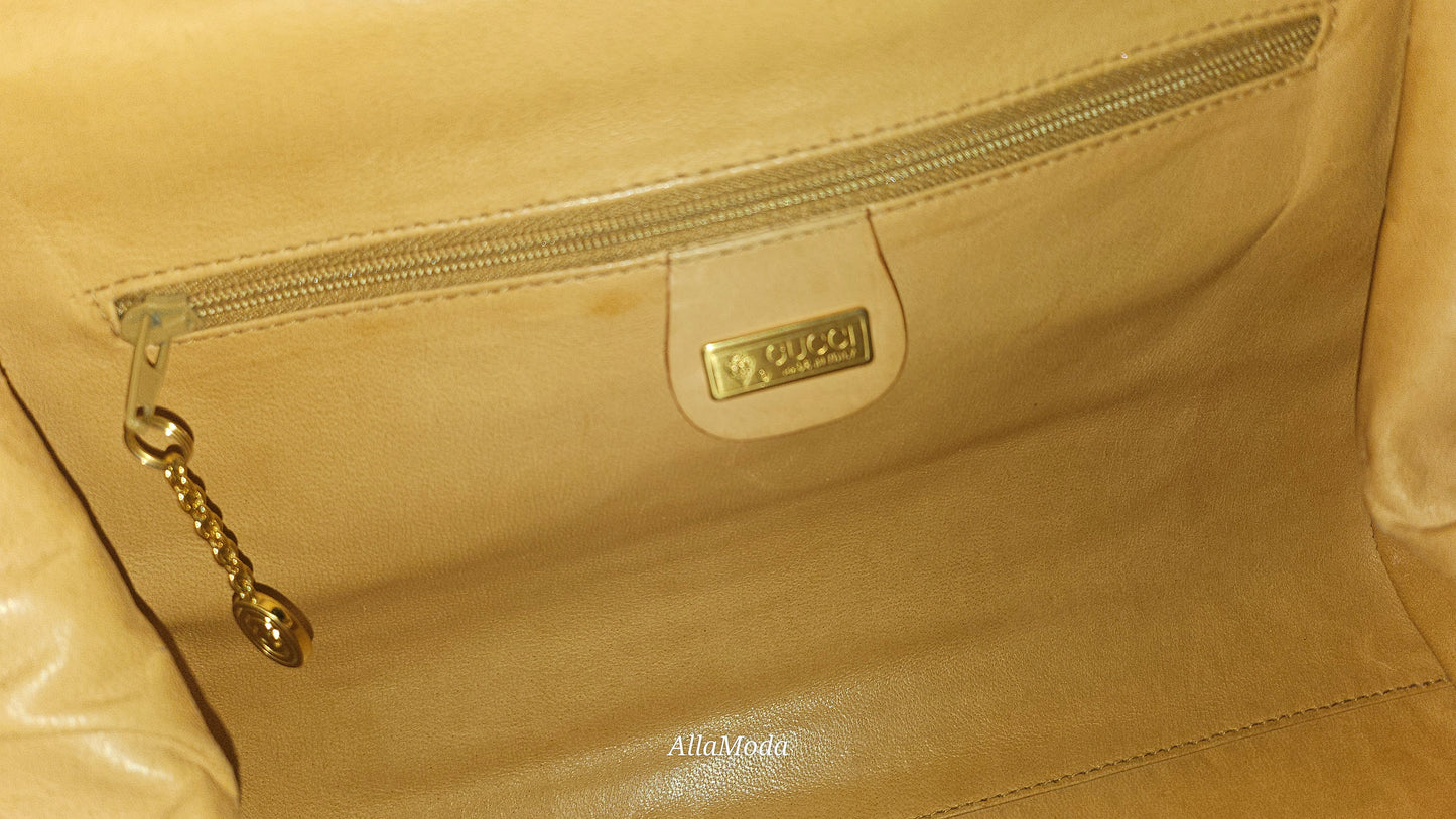 Gucci Rattan & Leather Two-Way Clamshell style Purse