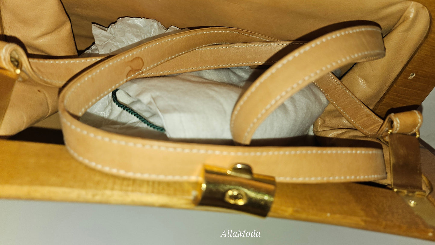 Gucci Rattan & Leather Two-Way Clamshell style Purse