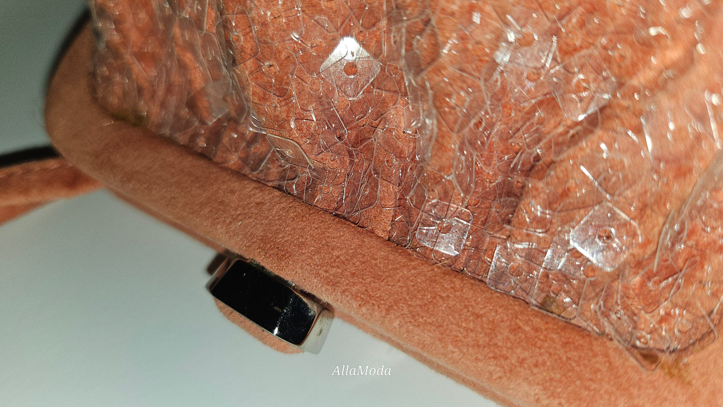 Bottega Veneta Pink Beaded Two-Way Clamshell Pouch Crossbody