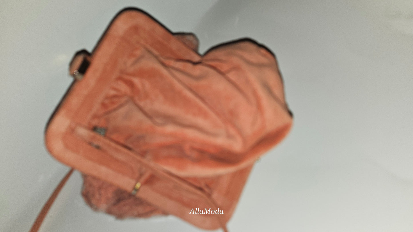 Bottega Veneta Pink Beaded Two-Way Clamshell Pouch Crossbody