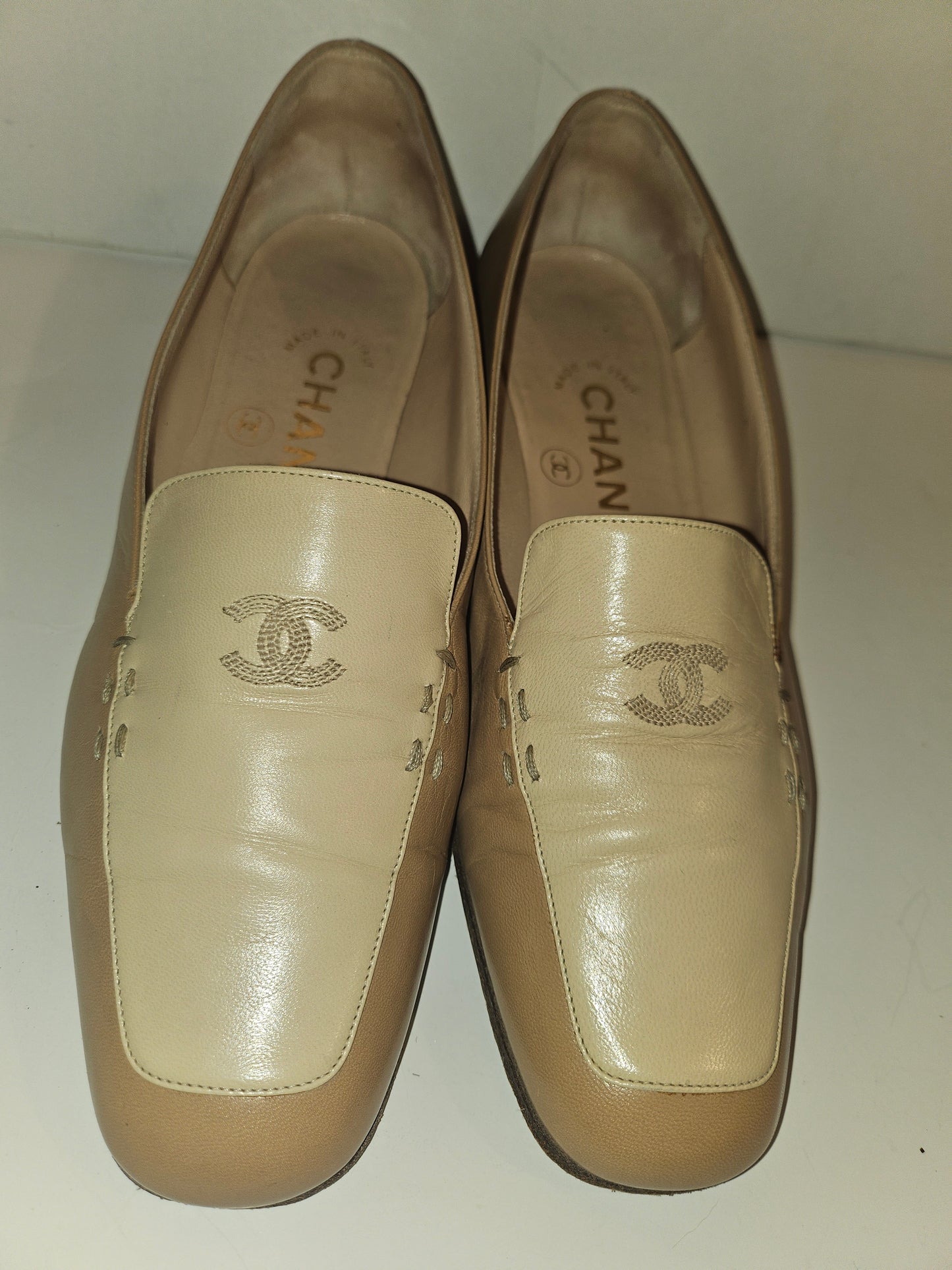 Chanel camel & ivory loafers with embroidered CC logo in size 38