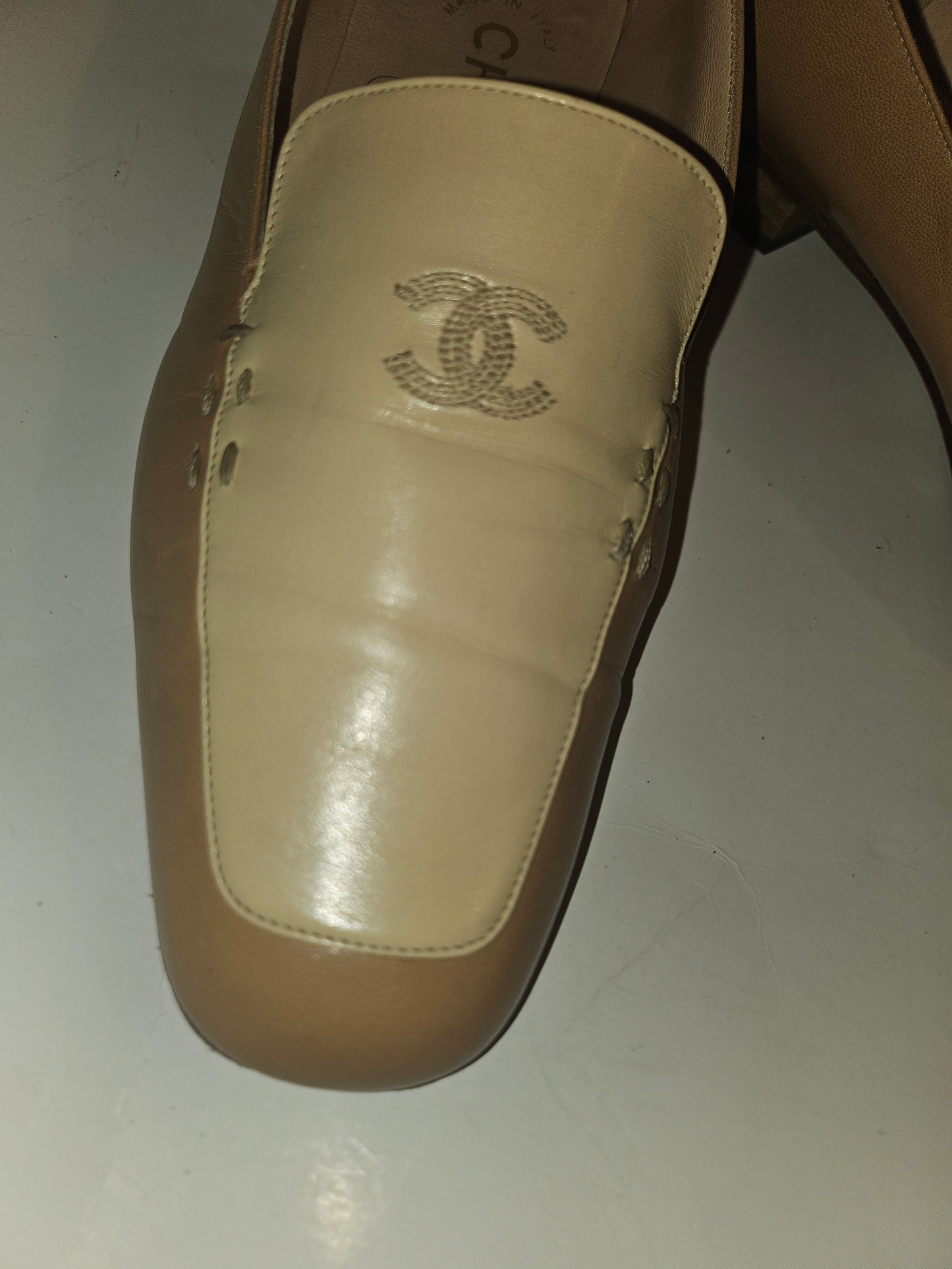 Chanel camel & ivory loafers with embroidered CC logo in size 38