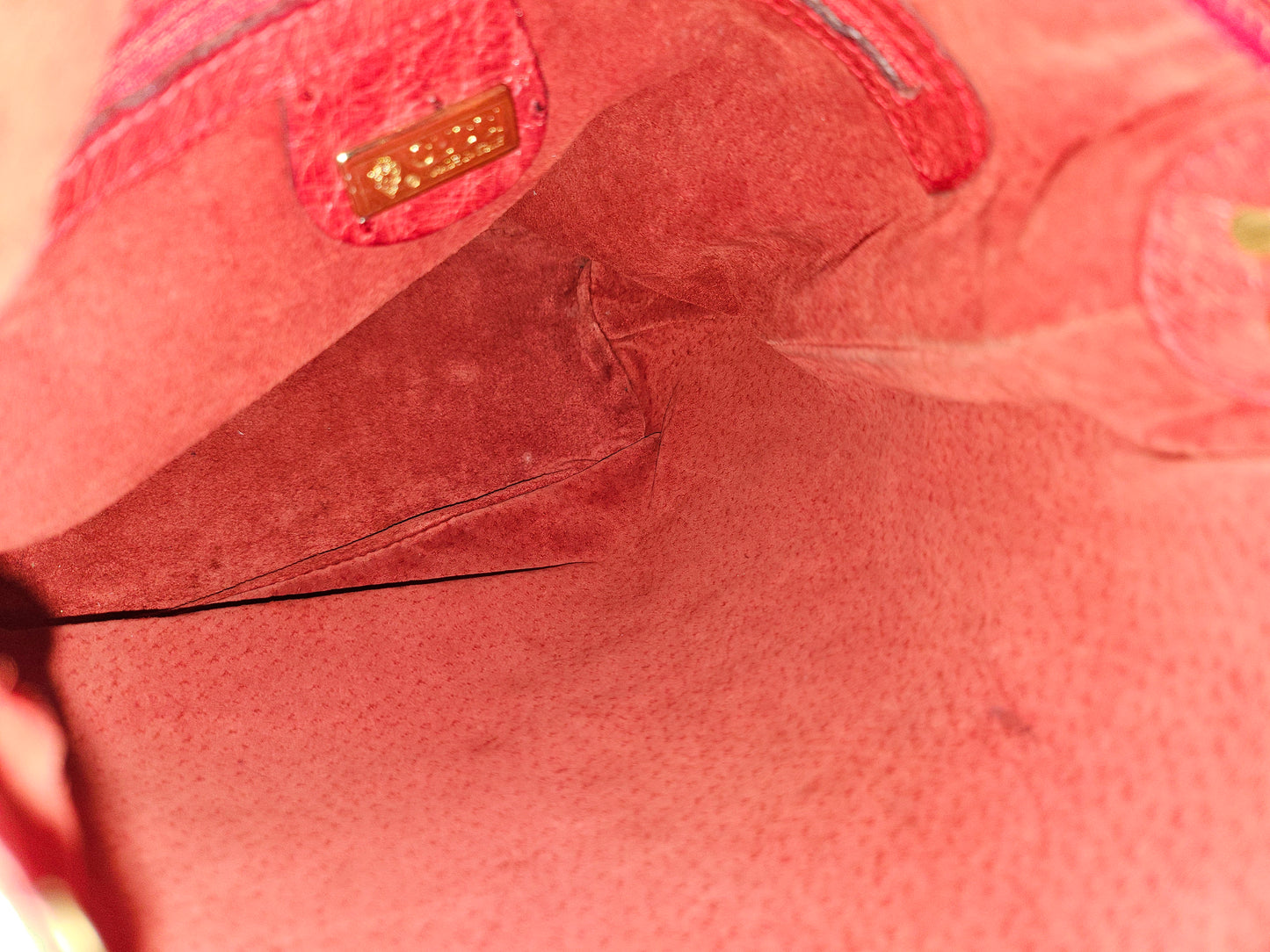 Gucci red ostrich leather cross body bucket bag