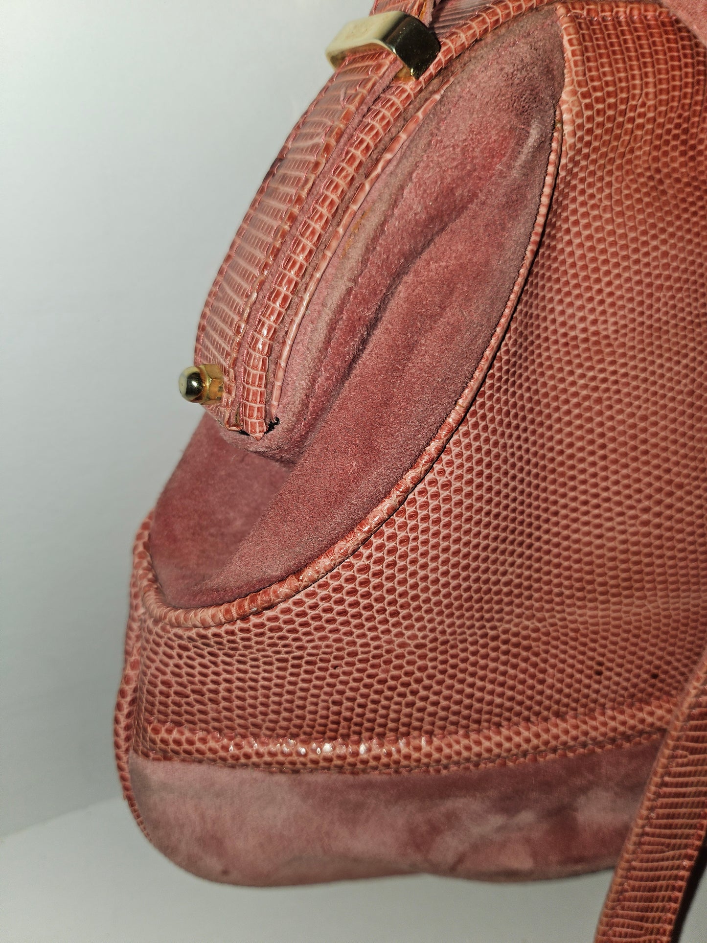 Gucci pink suede & reptile leather clam shell top purse