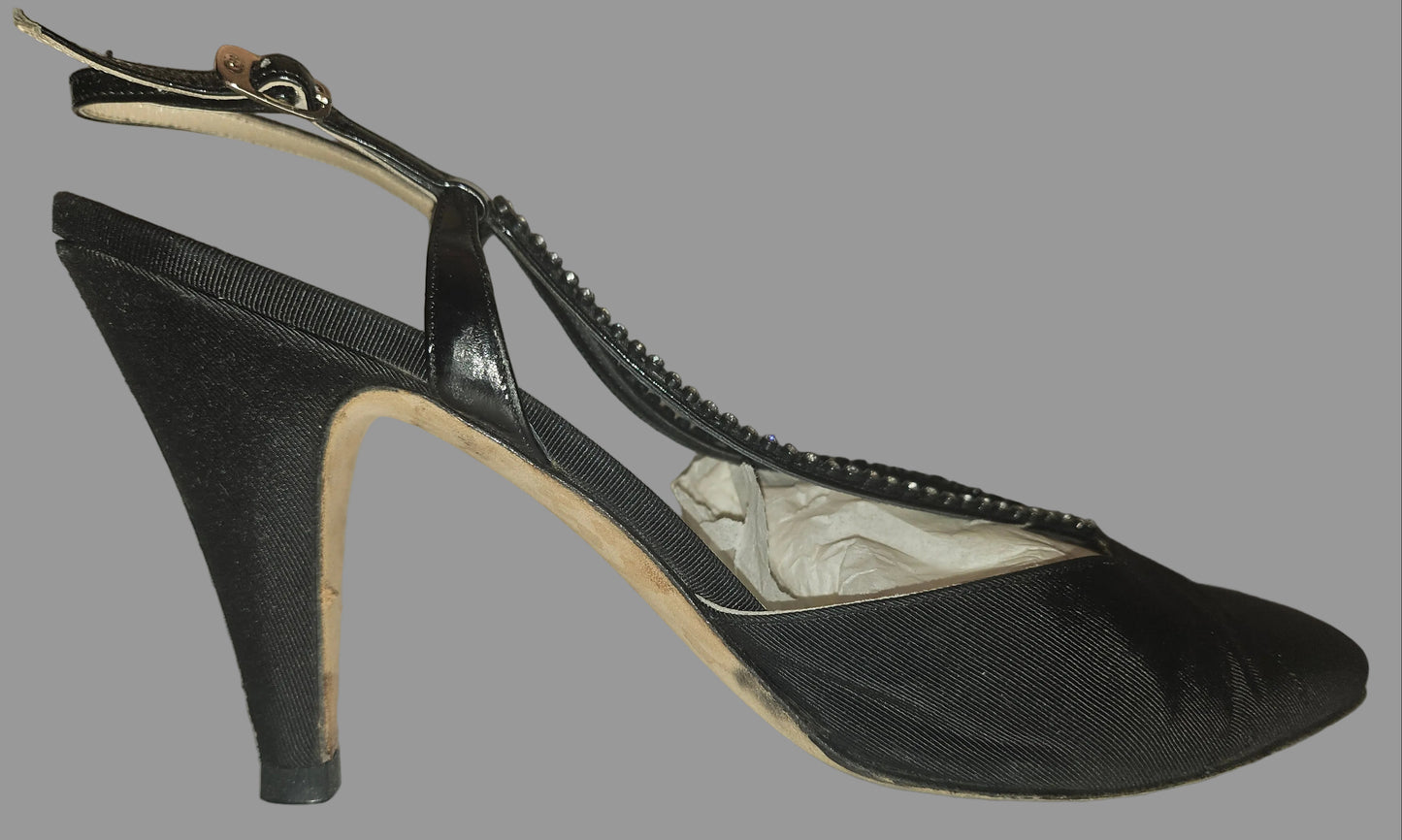 Gucci silk over leather heels with rhinestone accents in size 39.5