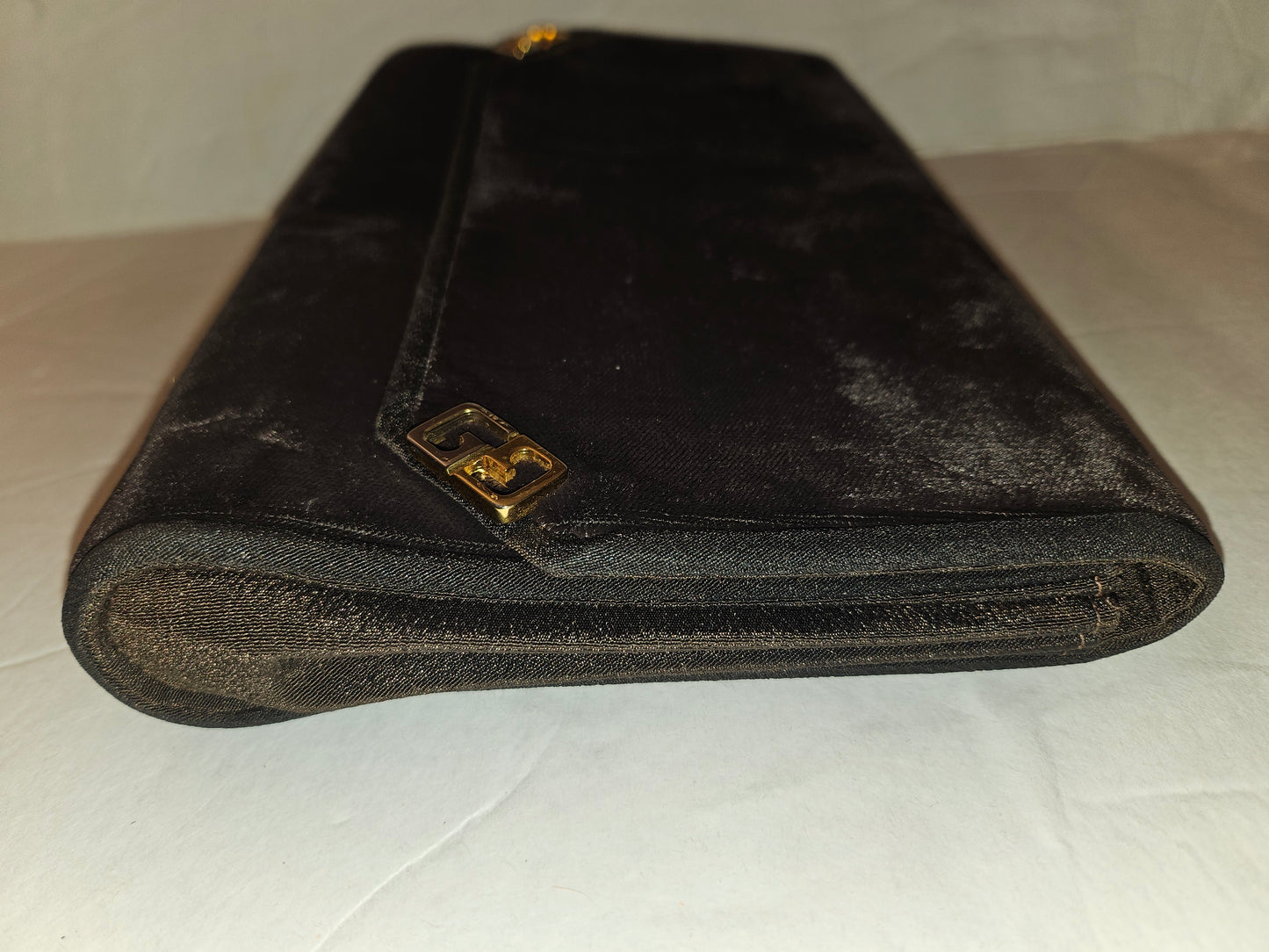 Gucci 1960's mod black silk velvet clutch style purse with two tone GG accents!