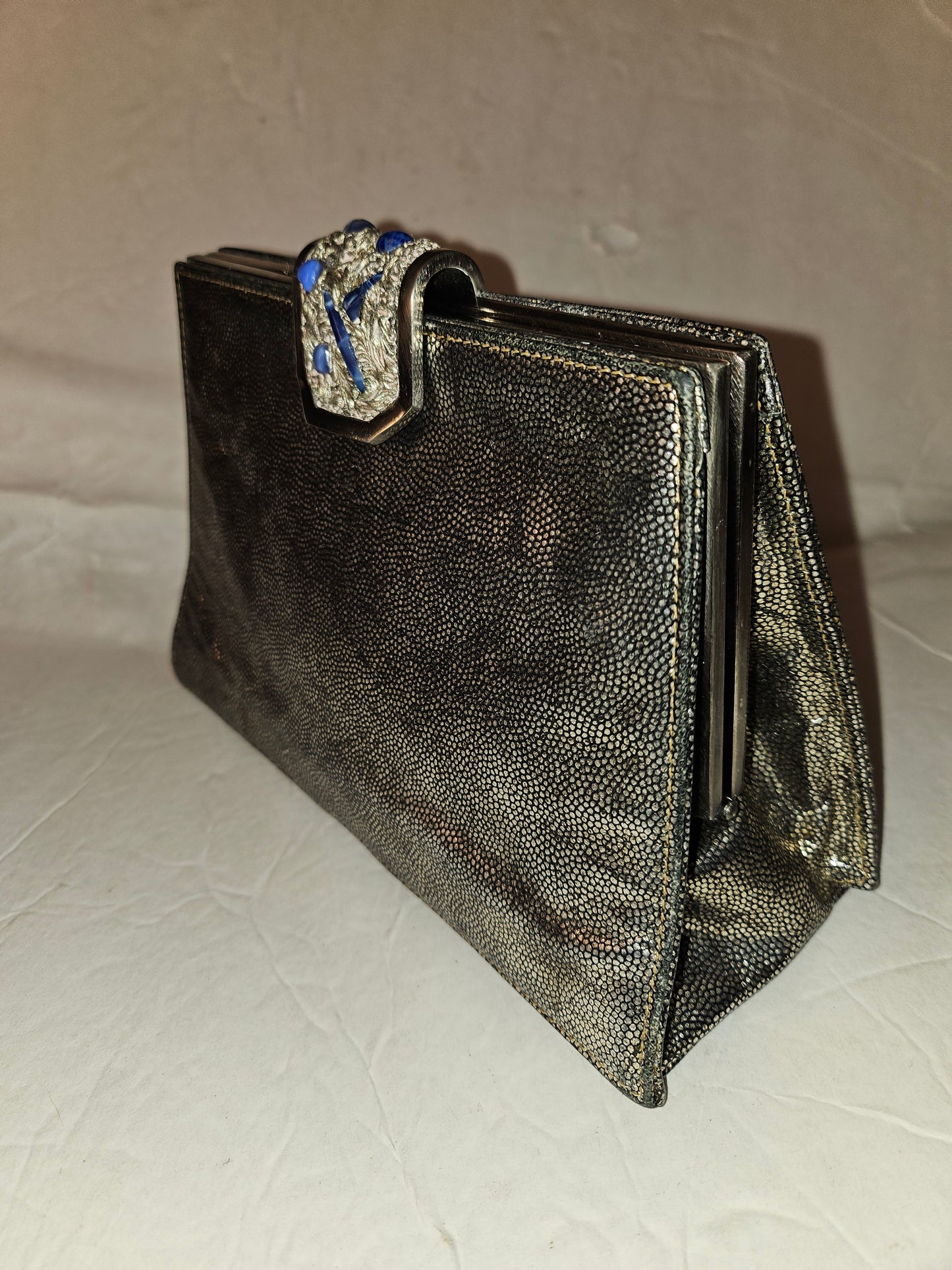Gucci RARE mod silver shark skin leather clutch style purse with jeweled clasp!