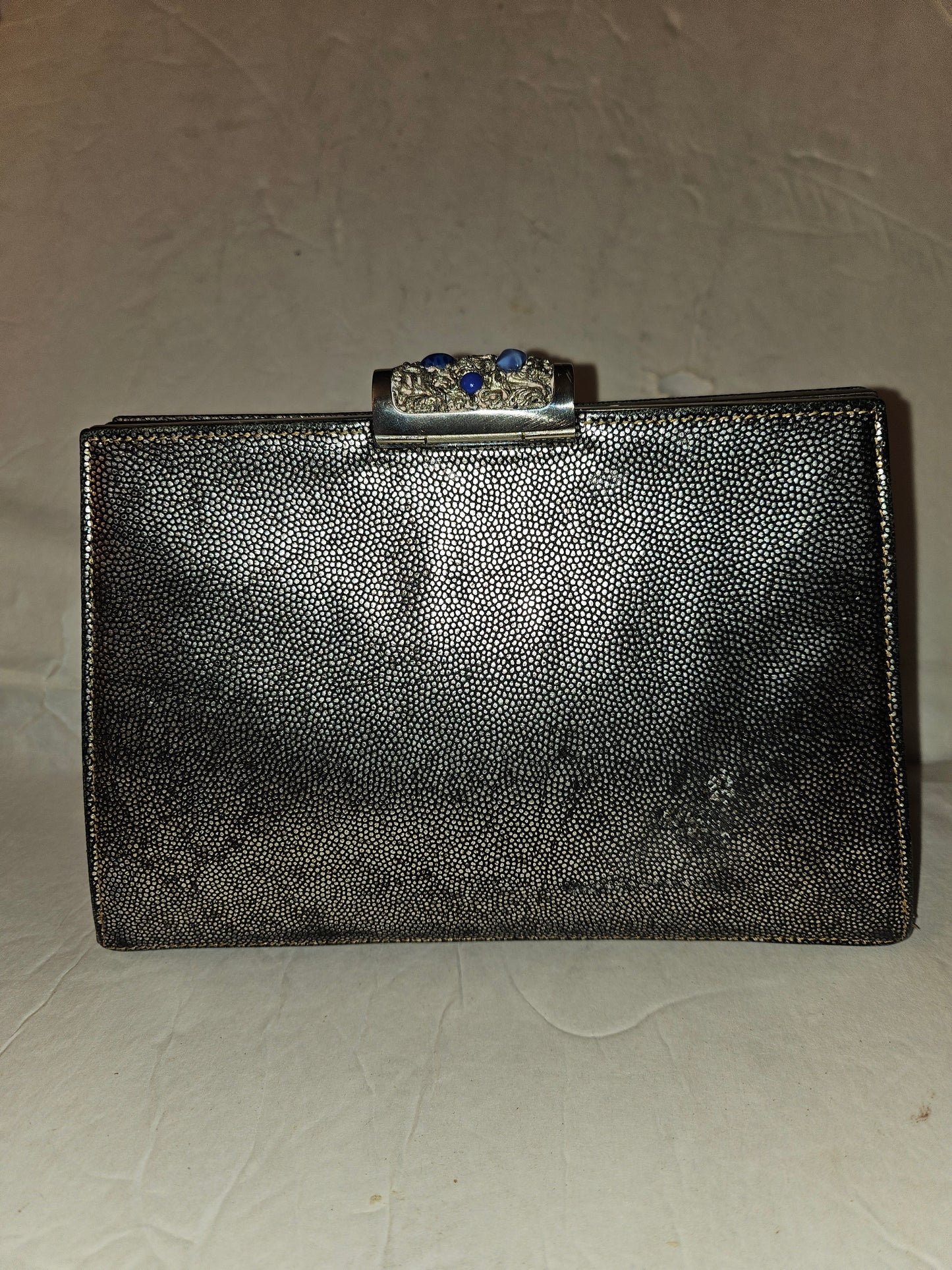 Gucci RARE mod silver shark skin leather clutch style purse with jeweled clasp!