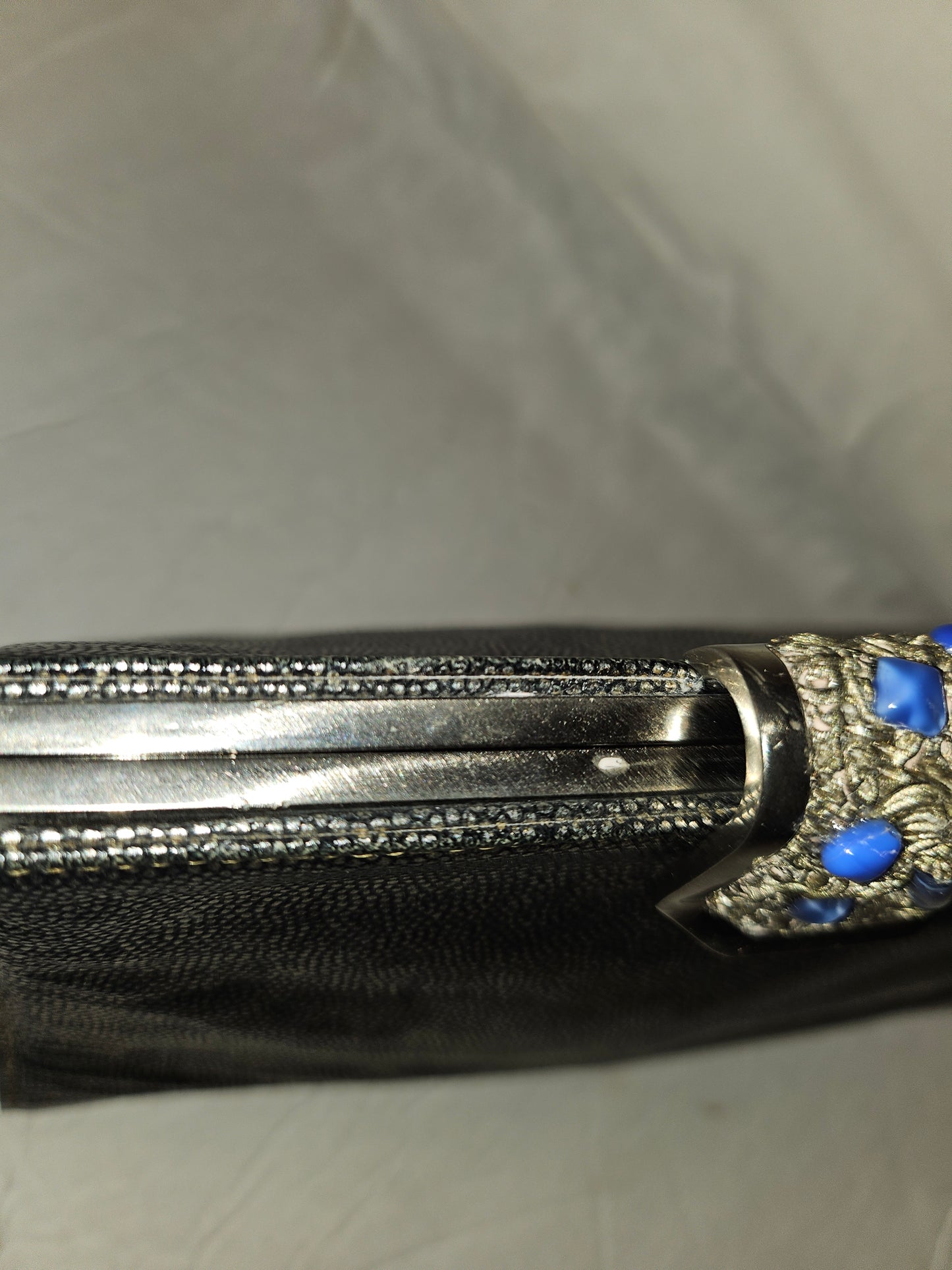 Gucci RARE mod silver shark skin leather clutch style purse with jeweled clasp!
