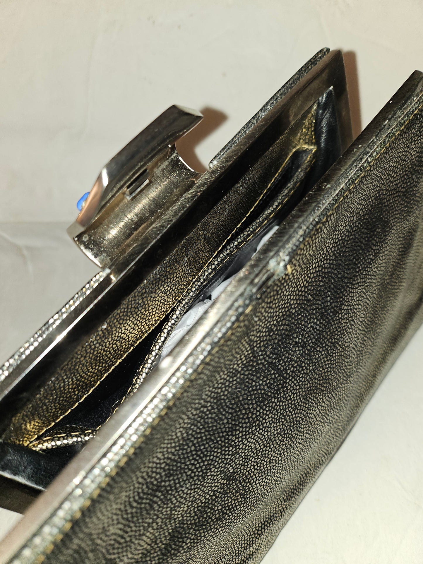Gucci RARE mod silver shark skin leather clutch style purse with jeweled clasp!