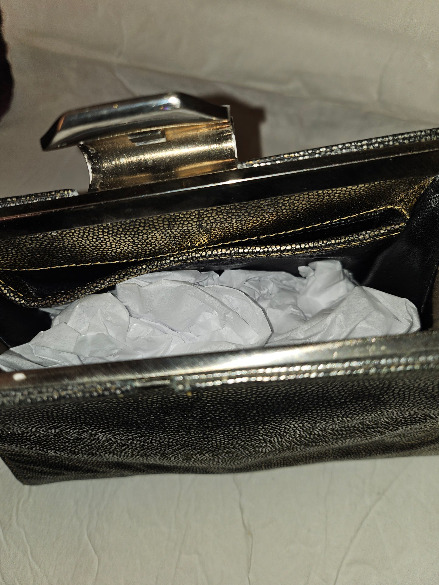 Gucci RARE mod silver shark skin leather clutch style purse with jeweled clasp!