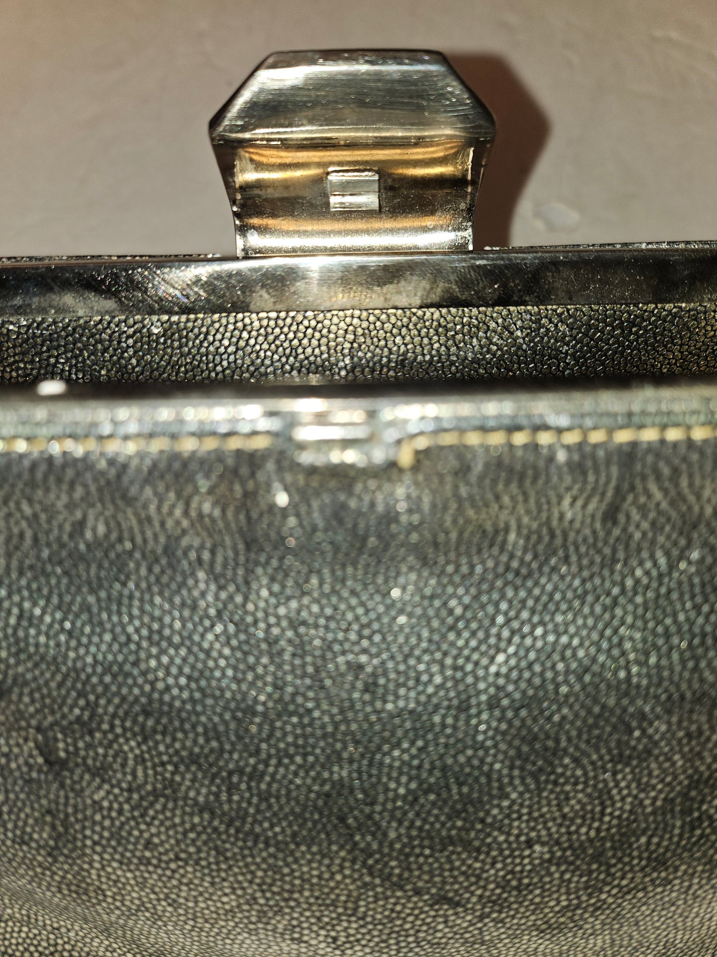Gucci RARE mod silver shark skin leather clutch style purse with jeweled clasp!