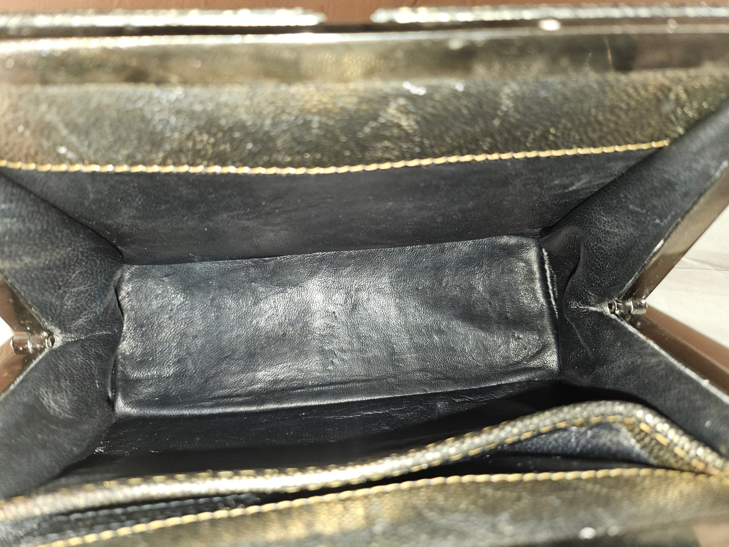 Gucci RARE mod silver shark skin leather clutch style purse with jeweled clasp!