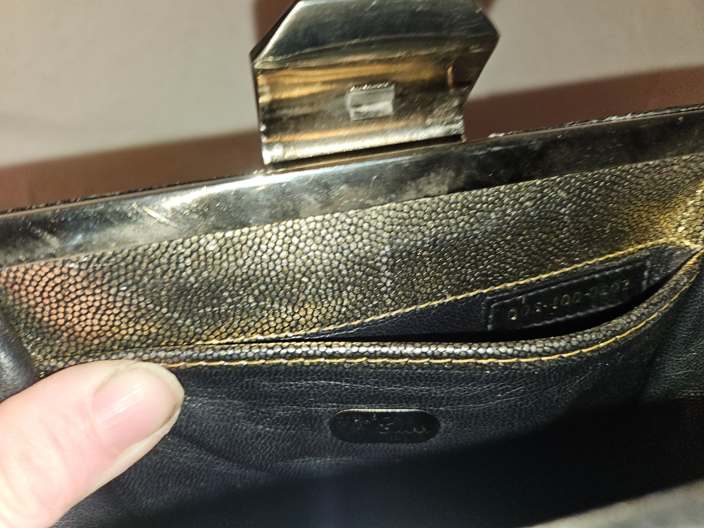 Gucci RARE mod silver shark skin leather clutch style purse with jeweled clasp!