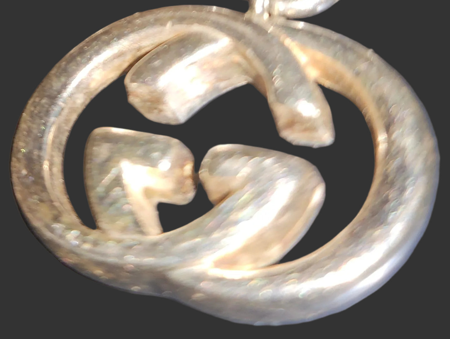 Gucci sterling silver iconic oval link charm bracelet w large interlocking G charm! 300/400