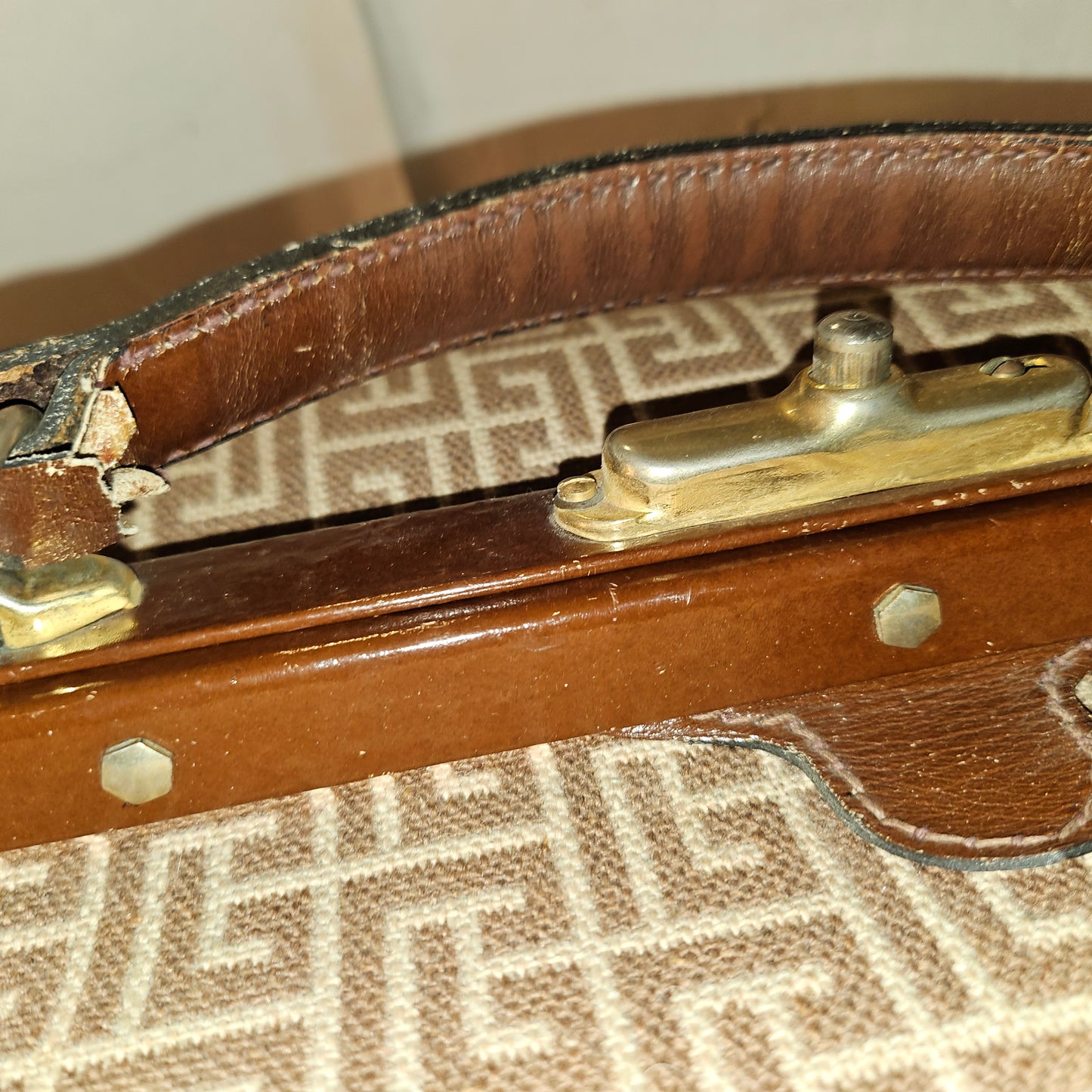 Balmain ivory subway print on brown leather 1960s train case in MINT condition!