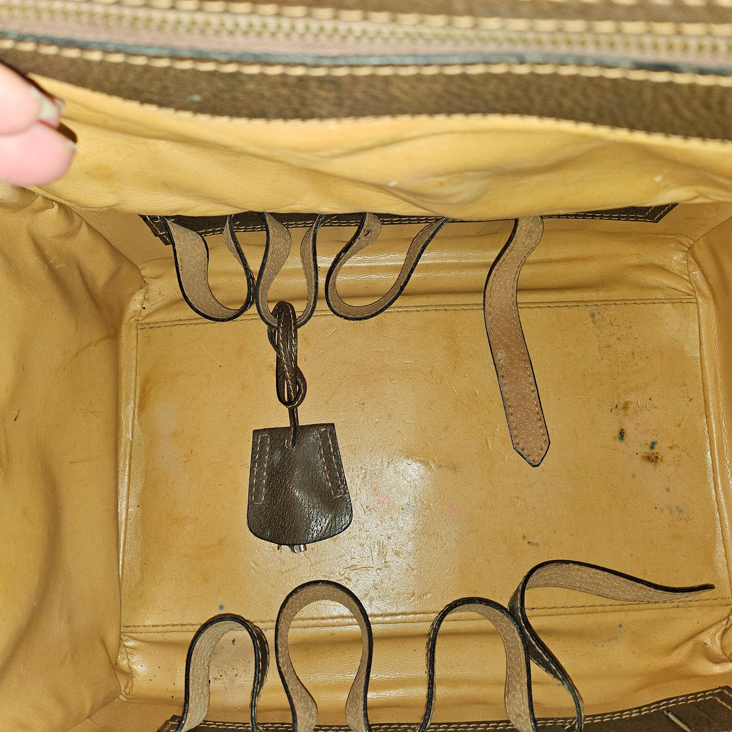 Gucci RARE brown Guccissima print  & brown leather train case in mint condition!