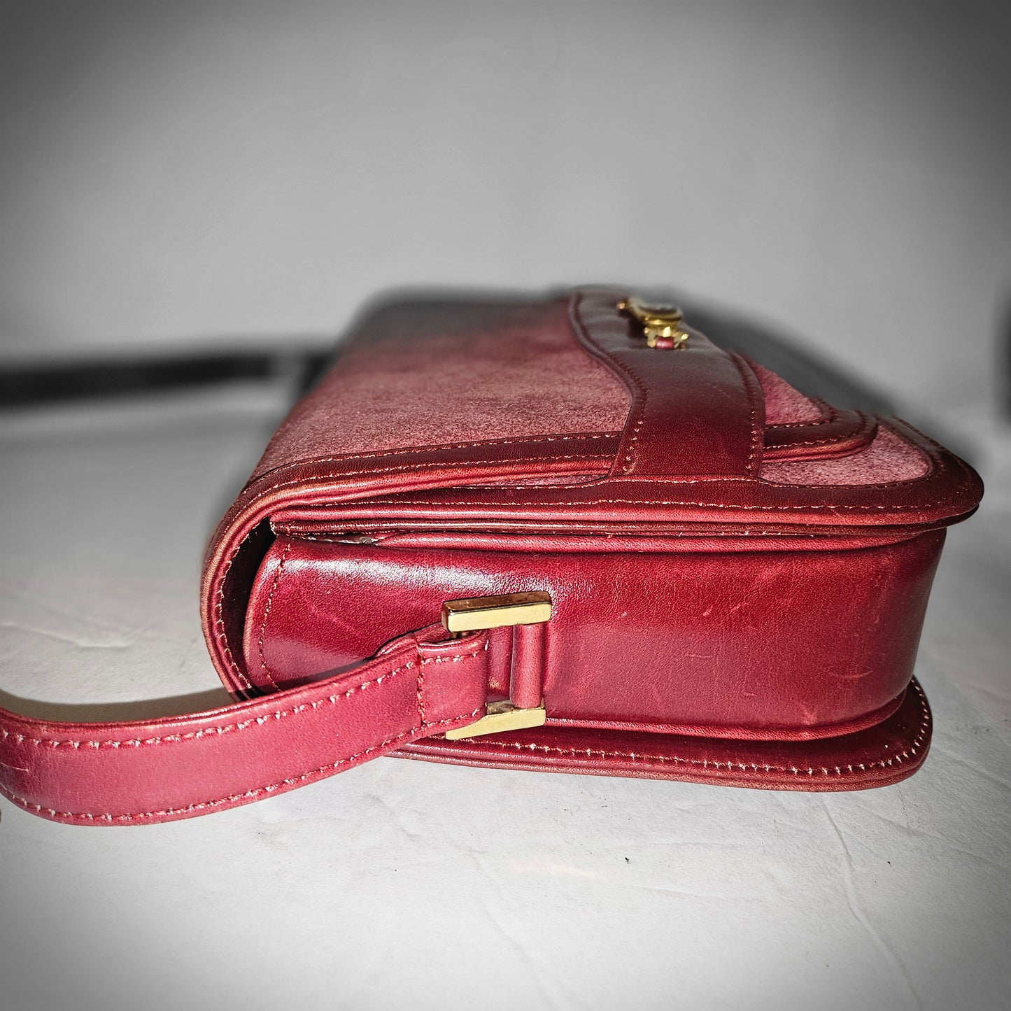 Gucci dark red suede & leather shoulder bag with enamel GG clasp