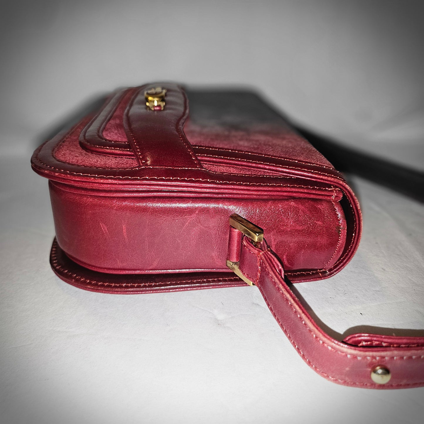Gucci dark red suede & leather shoulder bag with enamel GG clasp