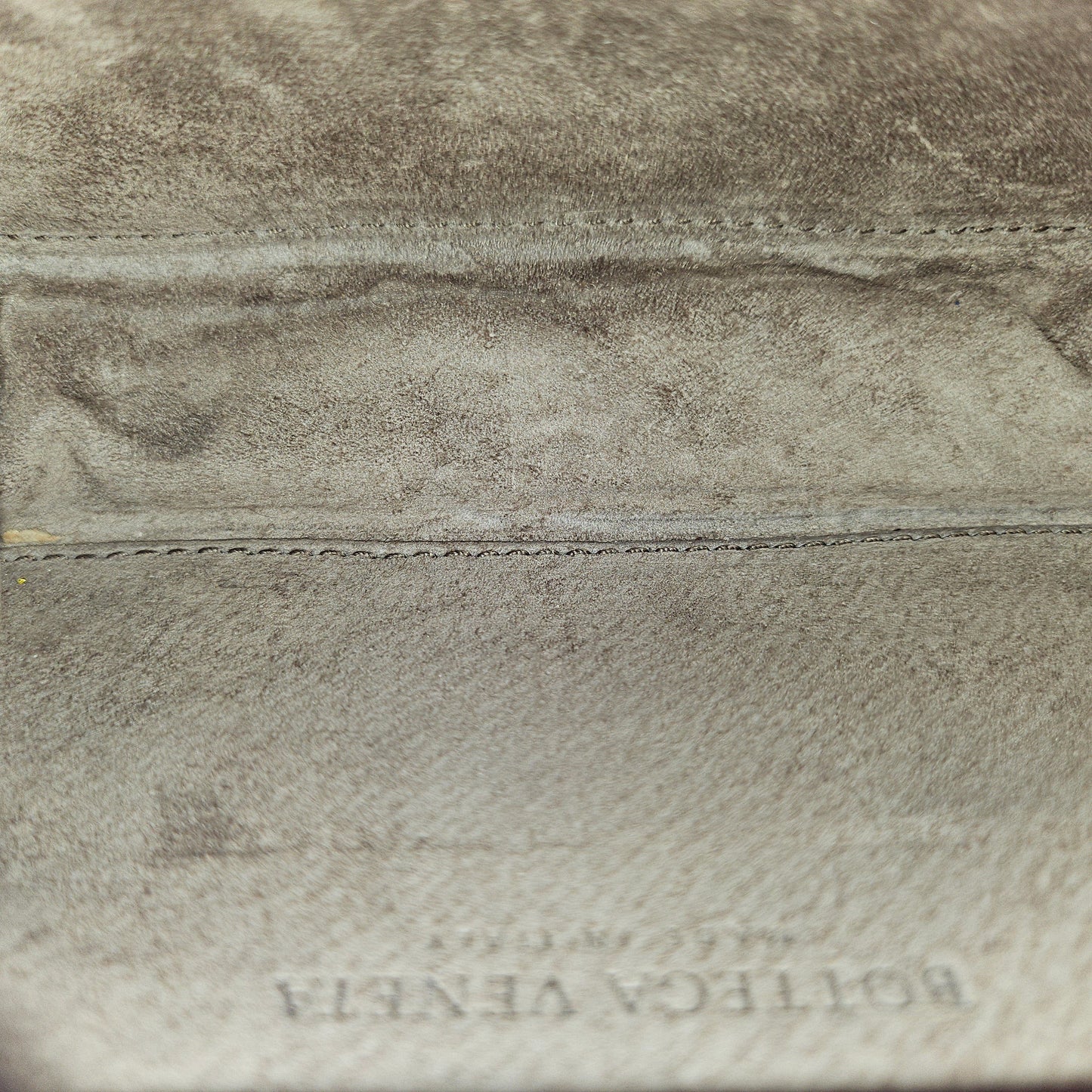 Bottega Veneta amazing purple ombre leather  Knot style clutch w  dust bag