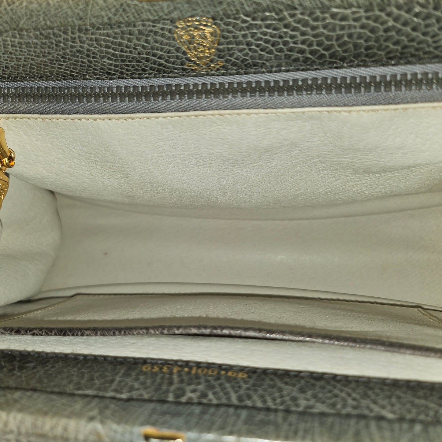 Gucci grey ostrich leather early two way multicompartment purse